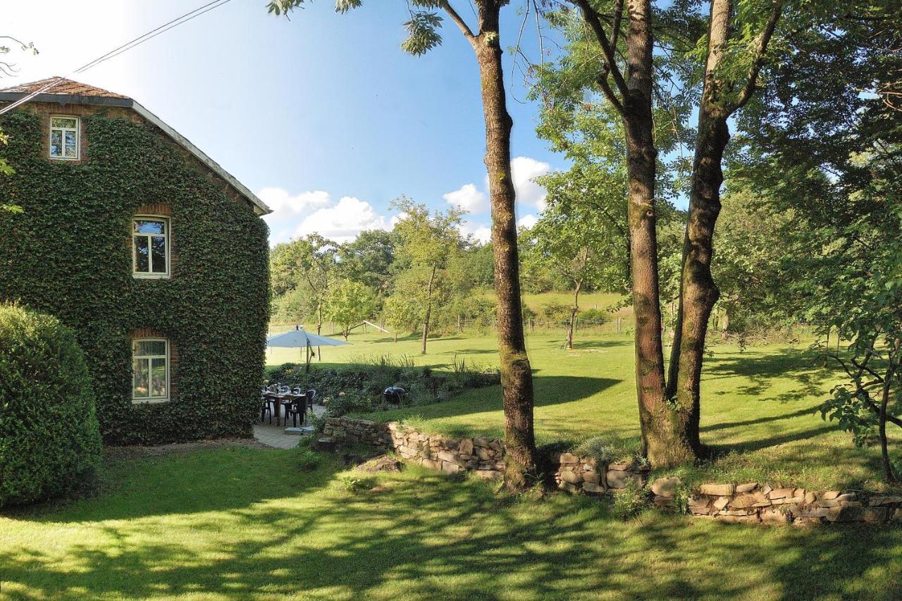 Ruhiges, Gemuetliches Ferienhaus Mit Grossem Garten Weismes Buitenkant foto